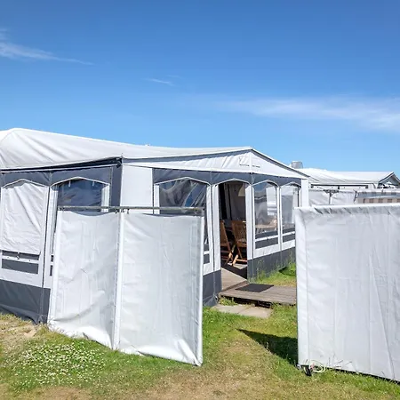 Wohnwagenvermietung Camping *